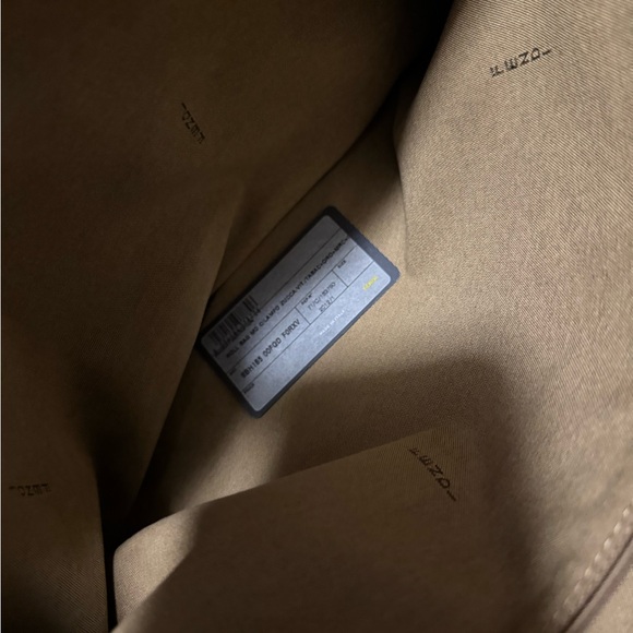 Fendi Lampo Zucca Roll Tote *Limited Edition* - Picture 10 of 13